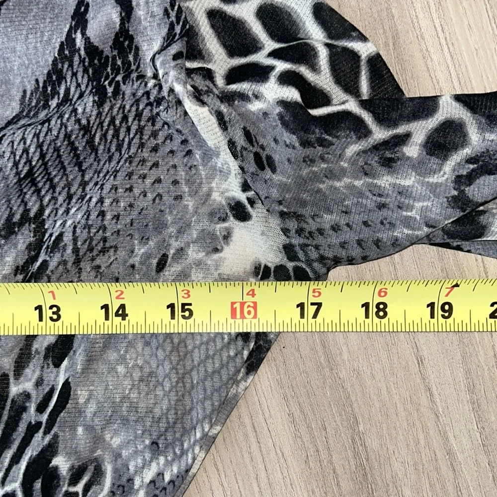 Karen Kane Sheer Snakeskin LS Top M Black/Gray Maximalist Gathered Waist USA